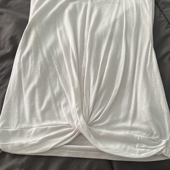 Tank top Garage - Picture 2 of 2